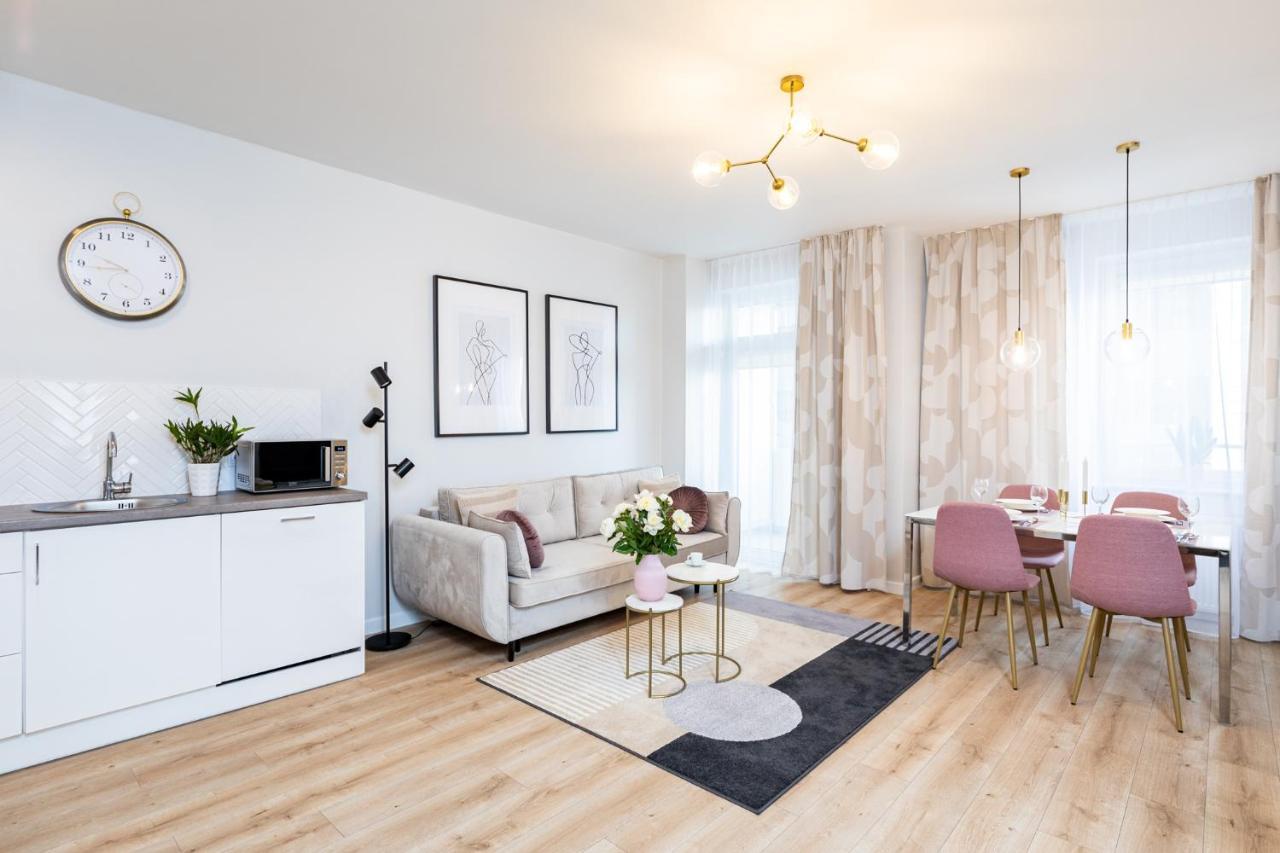 ורשה Vidoc Apartments מראה חיצוני תמונה
